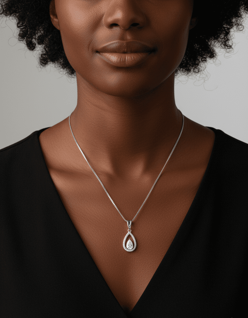 Colar Gota com Zircônia Folheado a Prata – Elegância em Cada Detalhe - Imagem 3