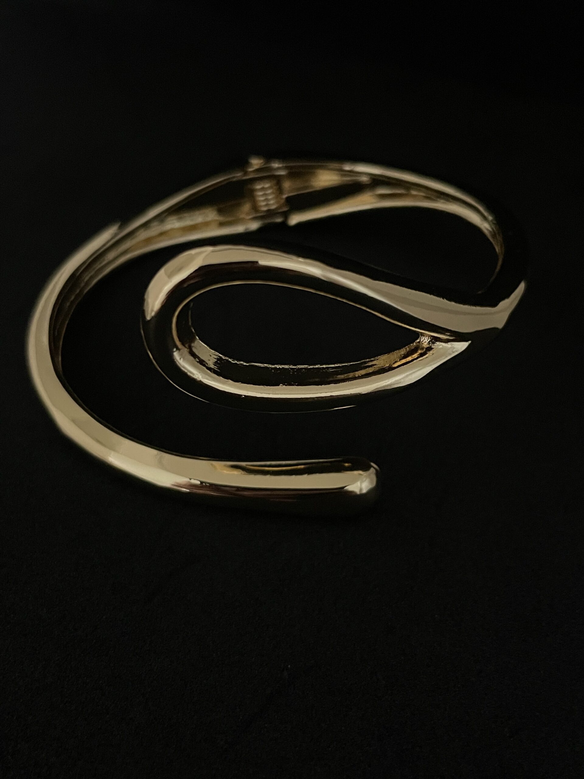 Bracelete Gota Essencial Dourado - Imagem 3